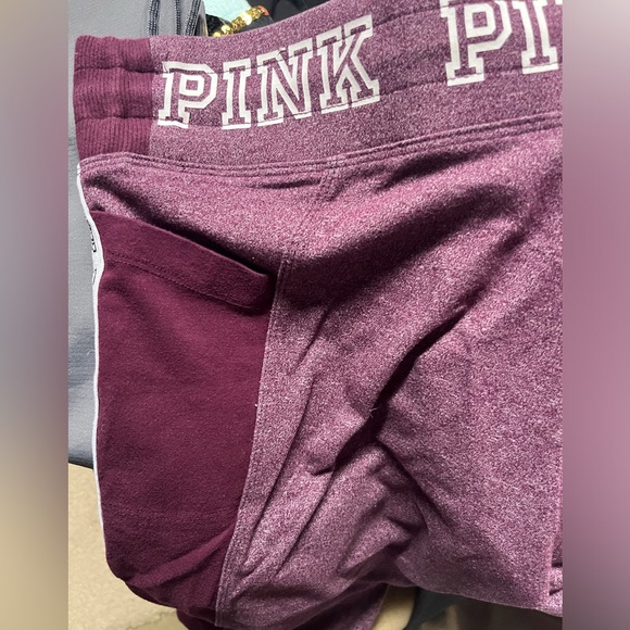 PINK maroon and white yoga pants W/ pockets - Picture 2 of 3